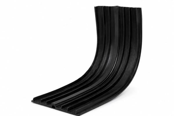 Center-Embedded Ribbed Rubber Waterstop thumbnail 2